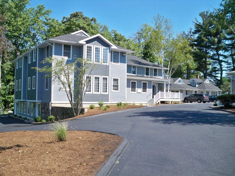 955 S Main St, Middletown, CT à louer - Photo de l’immeuble – Image 2 sur 6
