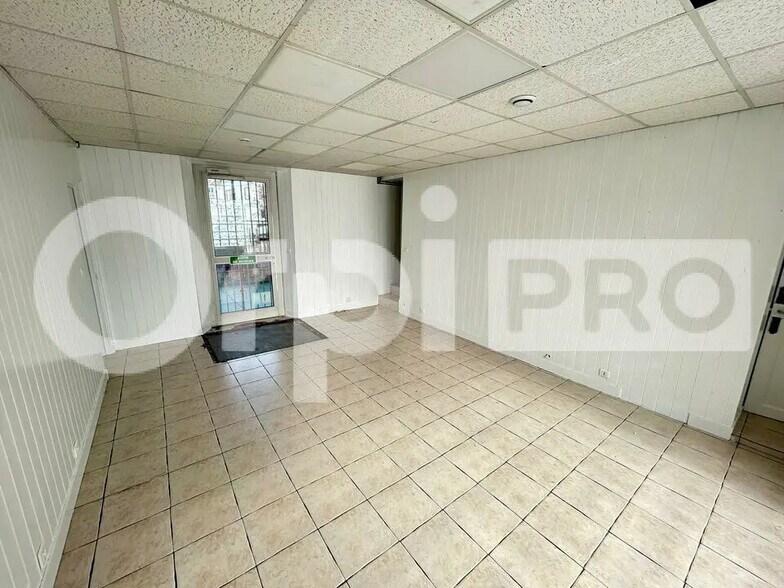 Local commercial dans Longjumeau à louer - Photo intérieure – Image 3 sur 6