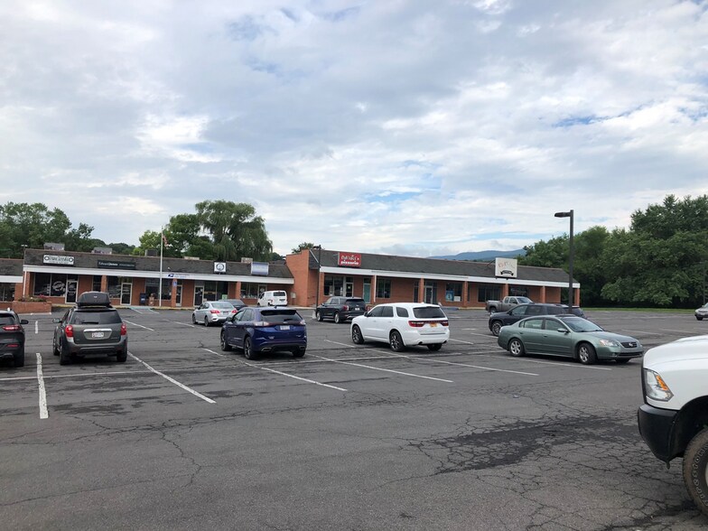 16107-16115 McMullen Hwy SW, Cumberland, MD à louer - Photo principale – Image 1 sur 6