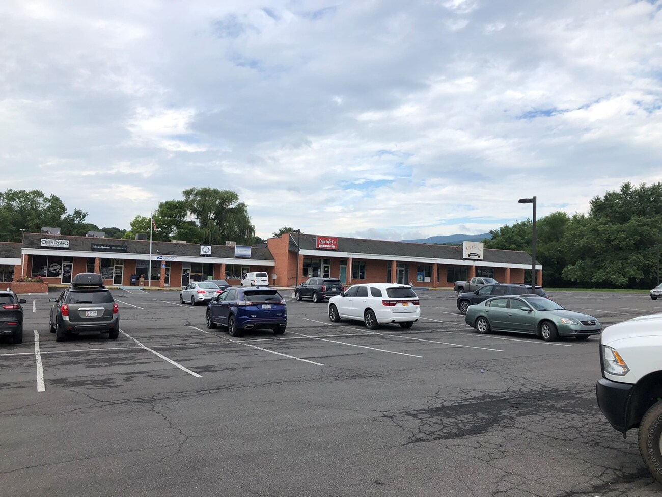 16107-16115 McMullen Hwy SW, Cumberland, MD à louer Photo principale– Image 1 sur 7