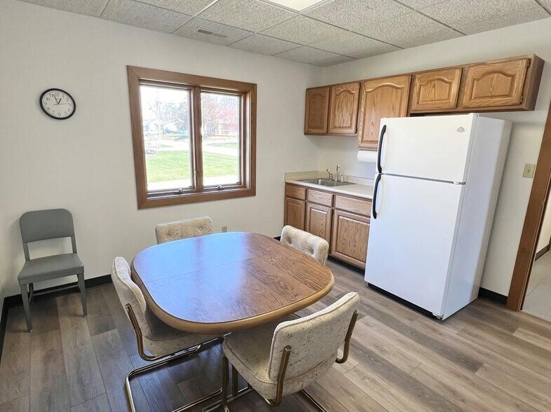 219 W 11th St N, Newton, IA à vendre - Photo intérieure – Image 3 sur 18