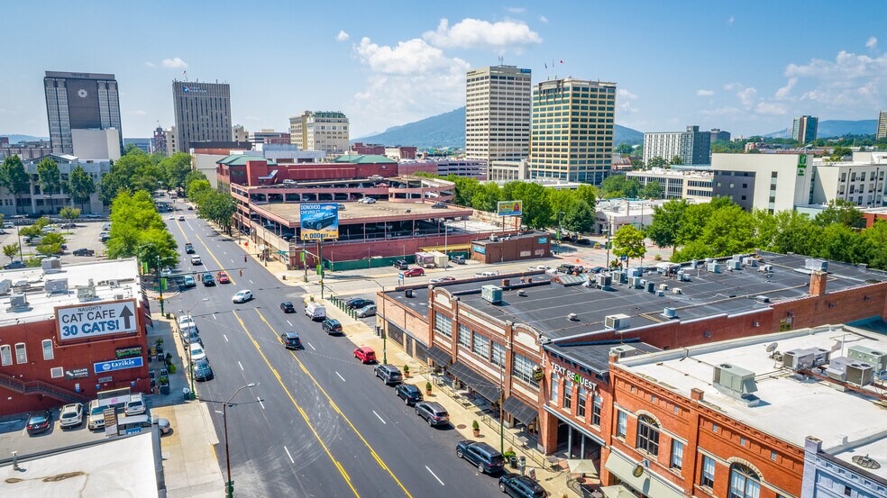 420 Broad St, Chattanooga, TN à louer - Aérien – Image 3 sur 21