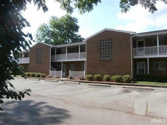 326 W Kenwood Dr, Bloomington, IN à vendre - Photo principale – Image 1 sur 12