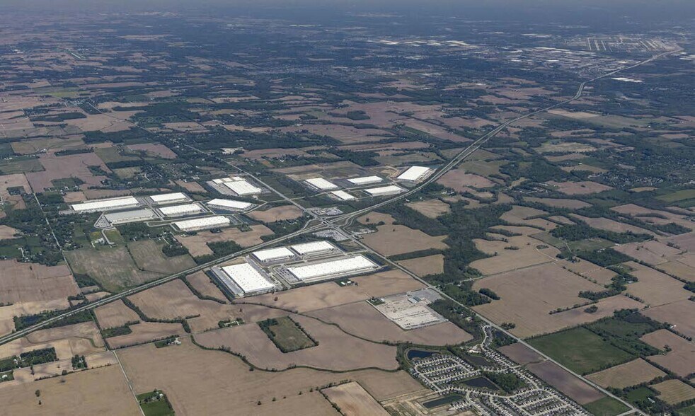 Innovation Blvd, Clayton, IN à louer - Photo principale – Image 1 sur 2