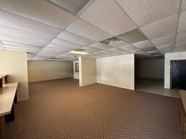 406 Beall Ave, Wooster, OH à louer - Photo intérieure – Image 3 sur 6