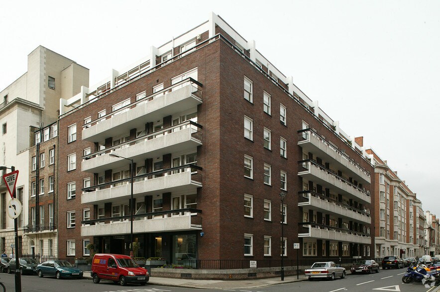 73-75 Hallam St, Londres à louer - Photo de l’immeuble – Image 3 sur 5