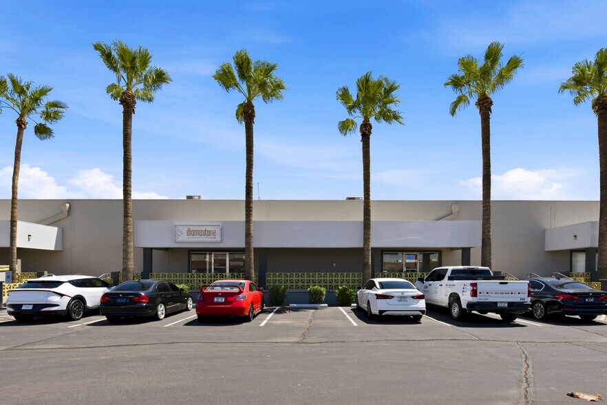 925-1027 W 23rd St, Tempe, AZ à louer - Photo principale – Image 1 sur 46