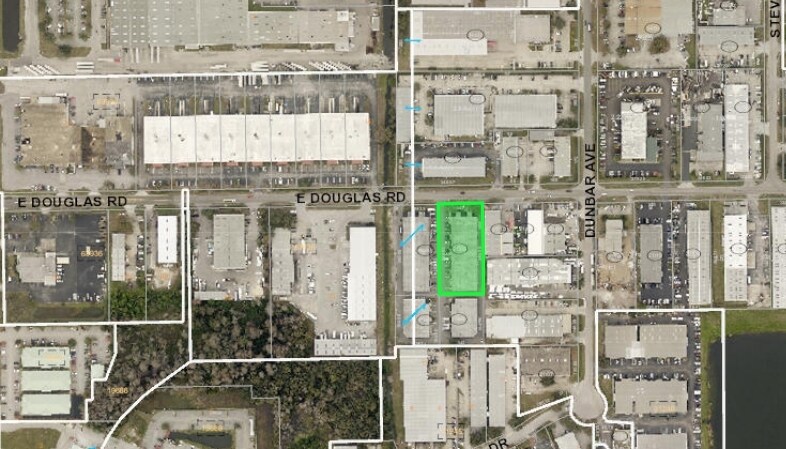 231 Douglas Rd, Oldsmar, FL à louer - Photo de l’immeuble – Image 2 sur 2