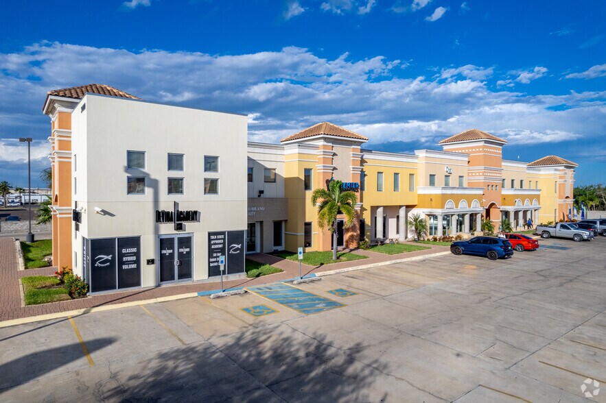 3400 N McColl Rd, McAllen, TX à louer - Photo principale – Image 1 sur 24
