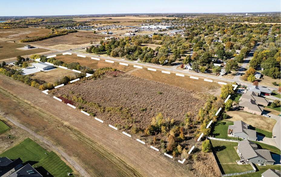 2200 W 51st St N, Wichita, KS à vendre - Photo de l’immeuble – Image 3 sur 5