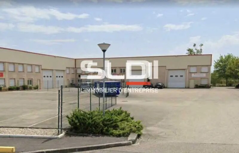 Bureau dans Chassieu à louer Photo de l’immeuble– Image 1 sur 9