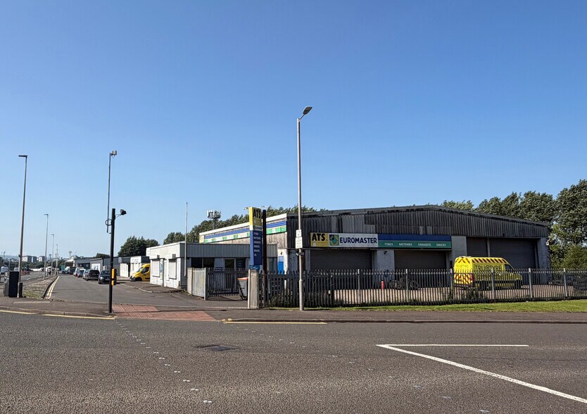 Glasgow Rd, Rutherglen à louer - Photo de l’immeuble – Image 2 sur 5