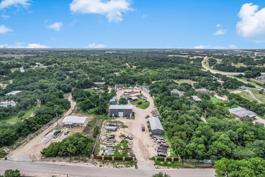 170 Baker Ln, Leander, TX à louer - Photo de l’immeuble – Image 3 sur 6