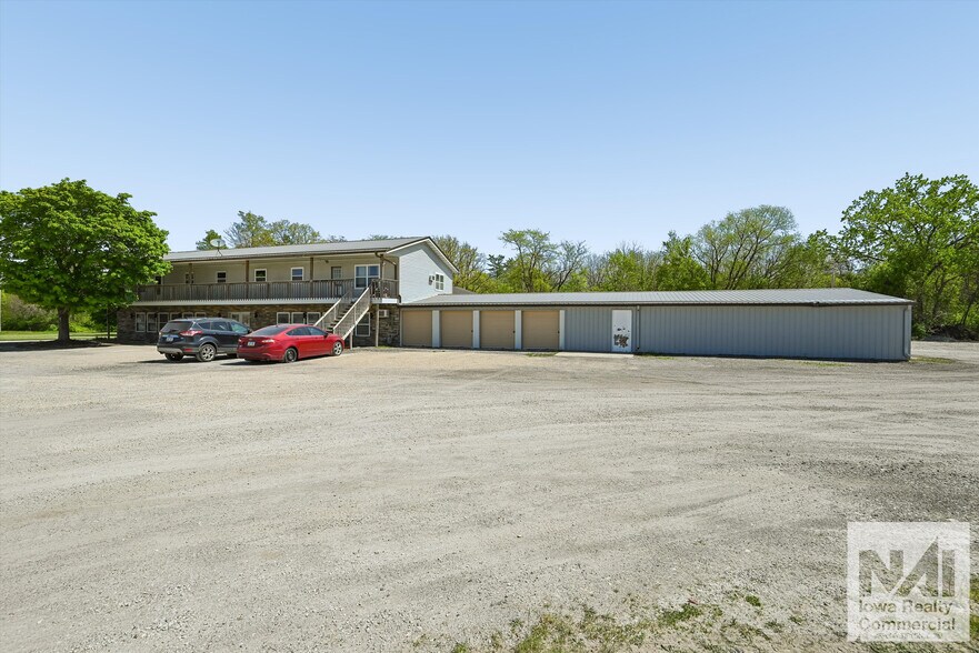 520 Franklin St, Center Point, IA à vendre - Photo de l’immeuble – Image 2 sur 35