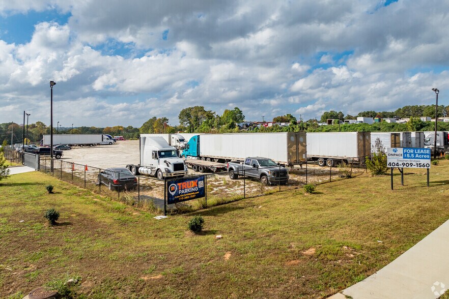 2269 Randall Rd, Lithonia, GA à louer - Photo de l’immeuble – Image 3 sur 20