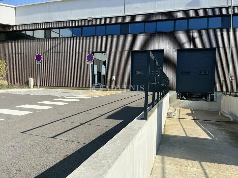 Industriel/Logistique dans Tremblay-en-France à louer Photo de l’immeuble– Image 1 sur 20