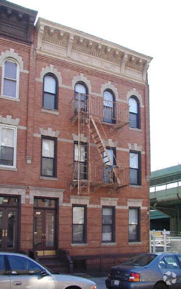 320 61st St, Brooklyn, NY à vendre - Photo principale – Image 1 sur 3