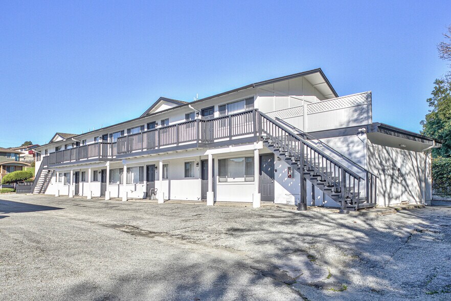 290 Pennsylvania Dr, Watsonville, CA à vendre - Photo principale – Image 1 sur 11