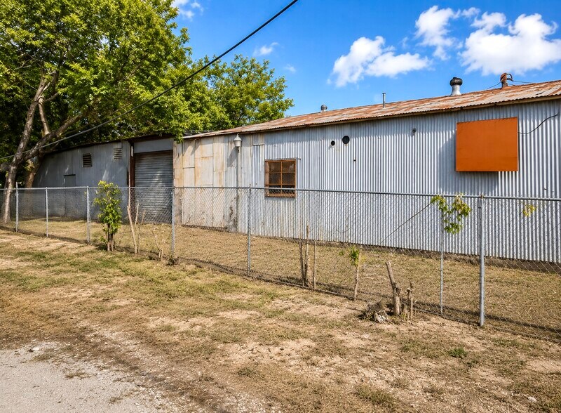 7903 Leander St, Houston, TX à louer - Photo de l’immeuble – Image 2 sur 7
