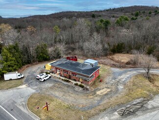 Plus de détails pour 2316 Route 44, Pleasant Valley, NY - Local commercial à vendre