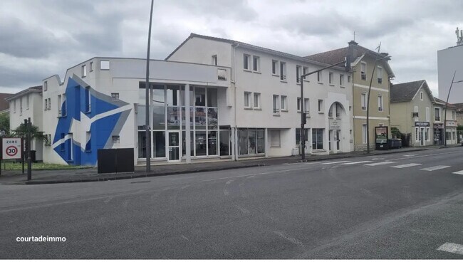Plus de détails pour Bureau à vendre