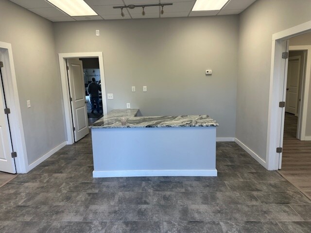 1450 E 357th St, Eastlake, OH à louer Photo intérieure– Image 1 sur 5