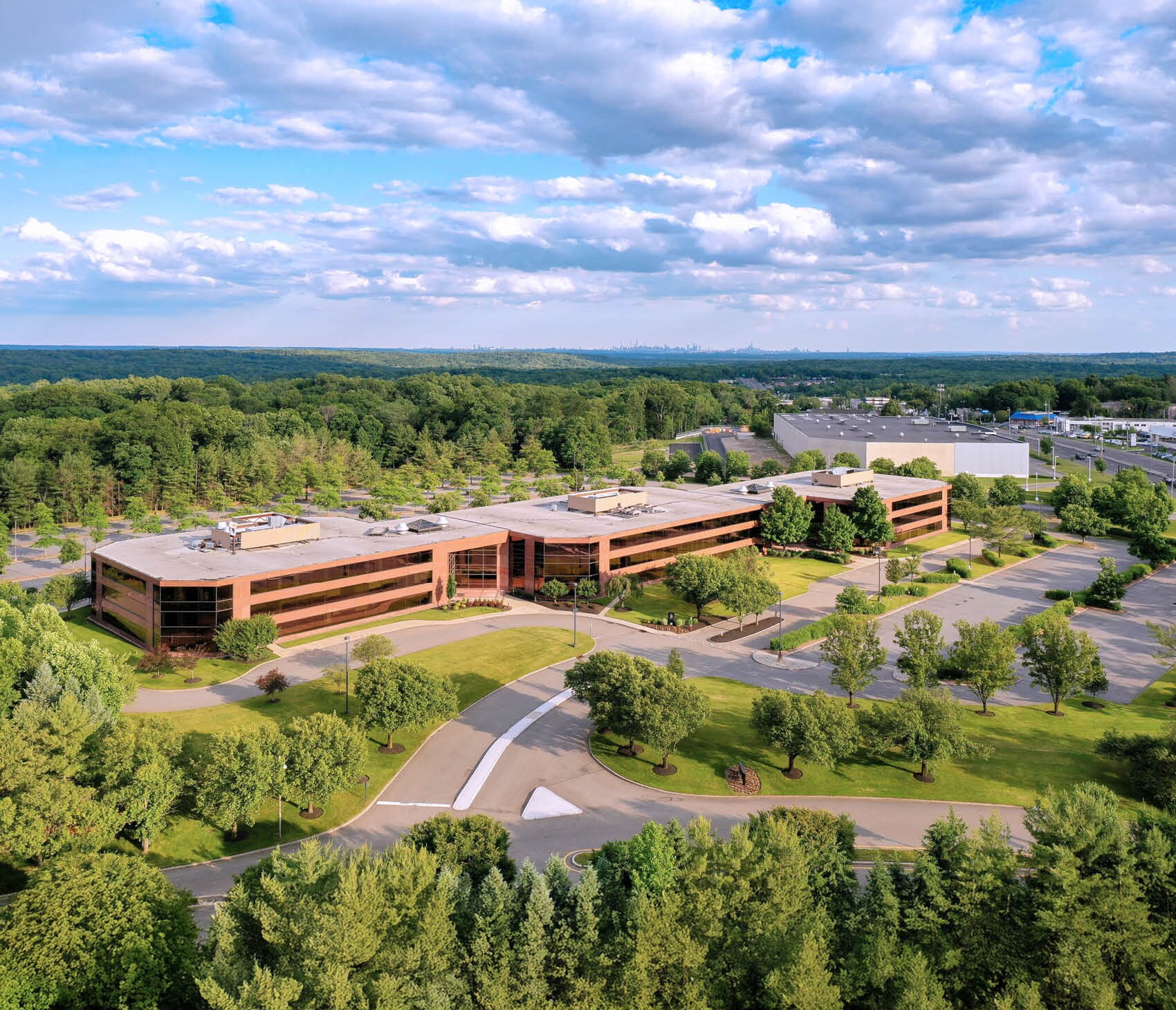 10 Mountainview Rd, Upper Saddle River, NJ à vendre Photo de l’immeuble– Image 1 sur 10