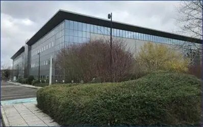 Bureau dans Trappes à louer - Photo de l’immeuble – Image 2 sur 4