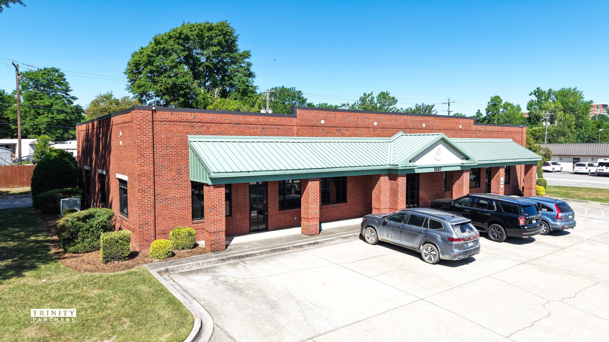 1087 Harbor Dr, West Columbia, SC à louer Photo principale– Image 1 sur 6