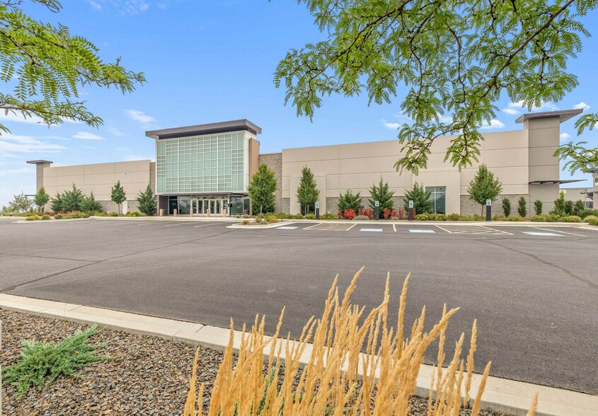 1406 N Galleria Dr, Nampa, ID à vendre - Photo de l’immeuble – Image 3 sur 10