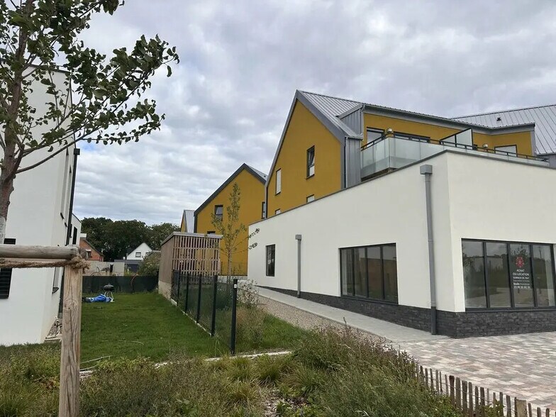 Local commercial dans Niederhausbergen à vendre - Photo de l’immeuble – Image 2 sur 7