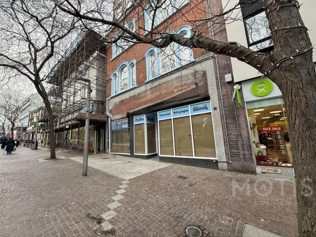 12-12a Sandgate Rd, Folkestone à louer Photo de l’immeuble– Image 1 sur 4