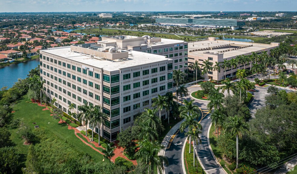 13450 W Sunrise Blvd, Sunrise, FL à louer - Photo de l’immeuble – Image 2 sur 14