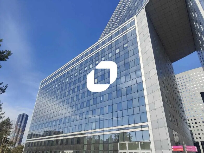 Bureau dans Puteaux à vendre - Photo de l’immeuble – Image 1 sur 32