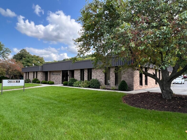 285 Market St, Lockport, NY à vendre - Photo de l’immeuble – Image 2 sur 15