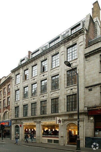 93-95 Wardour St, Londres à louer - Photo de l’immeuble – Image 3 sur 8