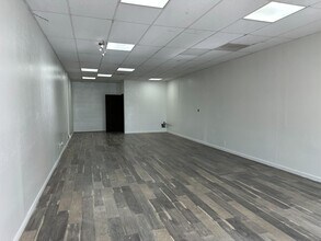 267 N El Camino Real, Encinitas, CA à louer Photo de l’immeuble– Image 2 sur 4