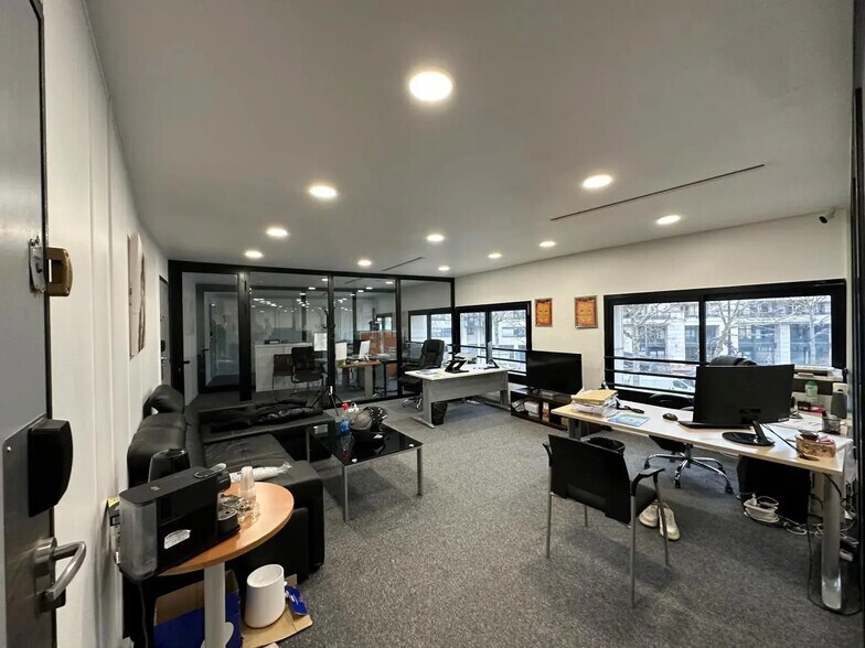 Bureau dans Charenton-le-Pont à louer - Photo intérieure – Image 1 sur 2