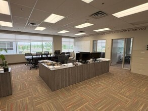 11505 35th St SE, Calgary, AB à louer Photo intérieure– Image 1 sur 5