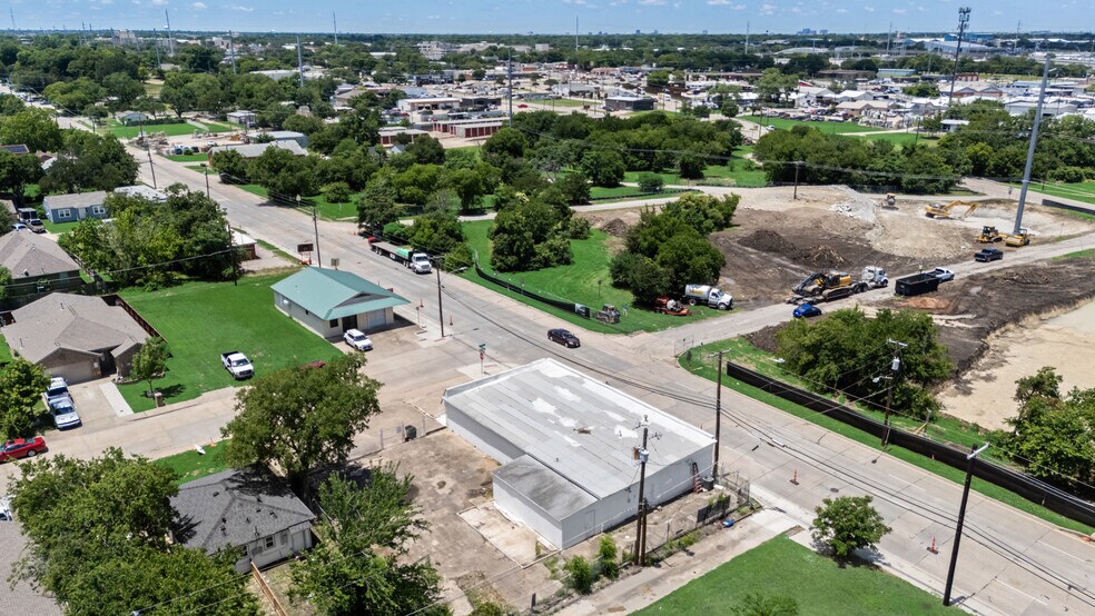 500 Ford St, Garland, TX à vendre - Photo de l’immeuble – Image 3 sur 8