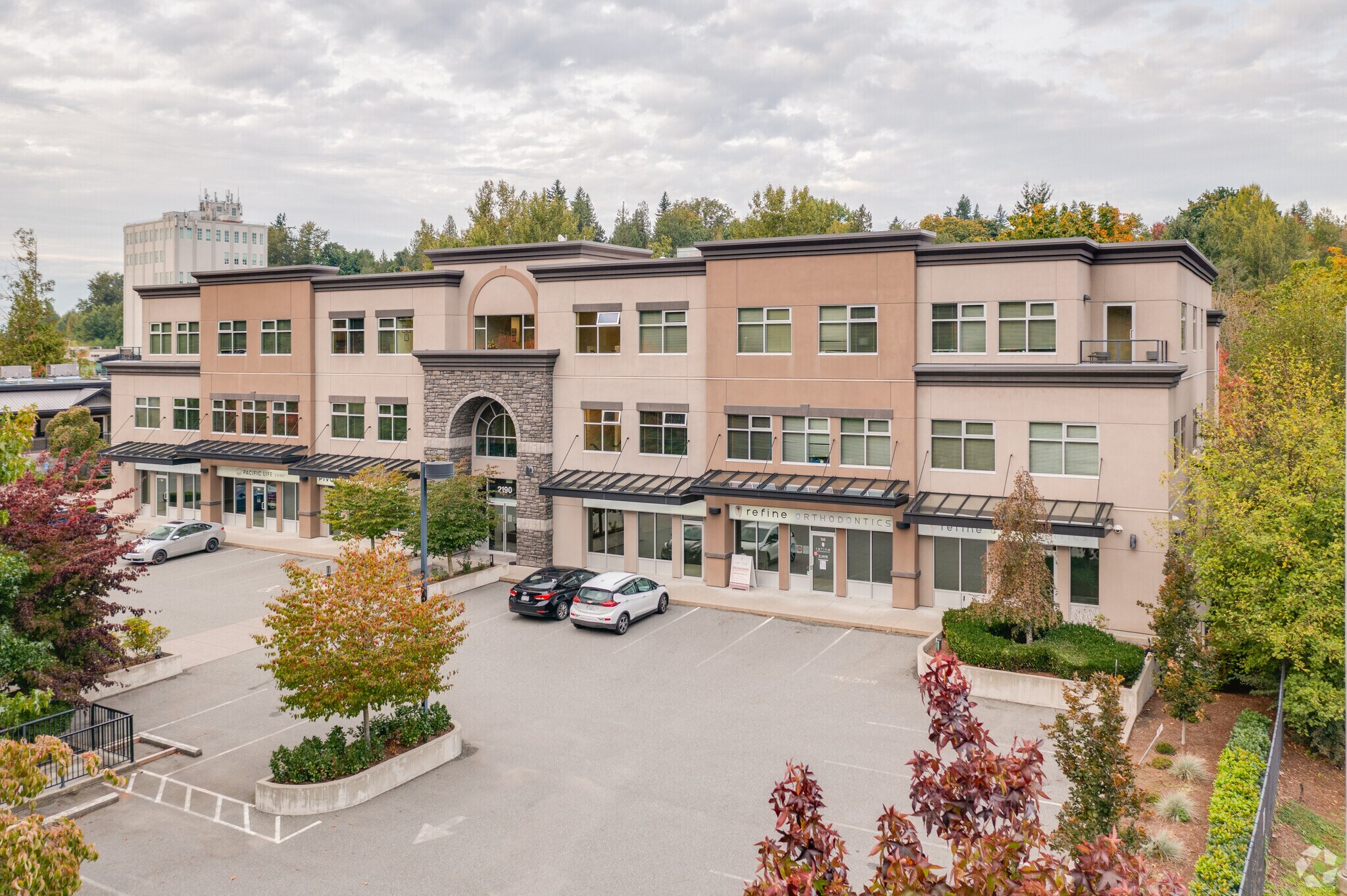 2190 W Railway St, Abbotsford, BC à louer Photo principale– Image 1 sur 5