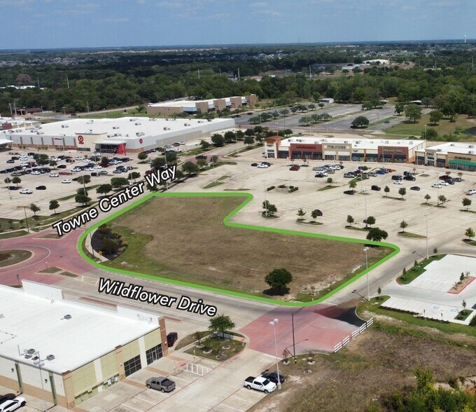 3143 Wildflower Dr, Bryan, TX à louer - Photo de l’immeuble – Image 2 sur 5