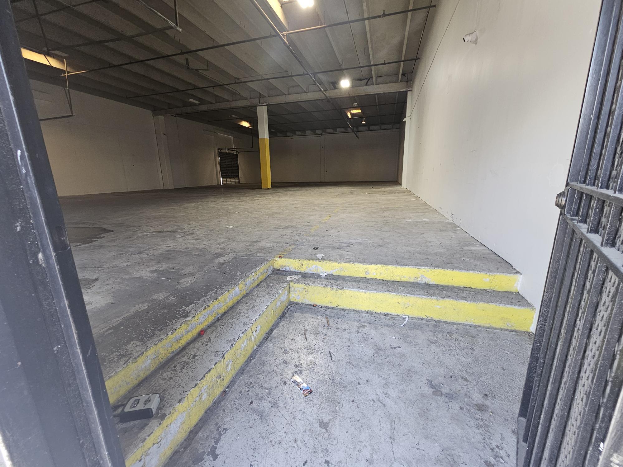 7212-7282 NW 33rd St, Miami, FL à louer Photo intérieure– Image 1 sur 3