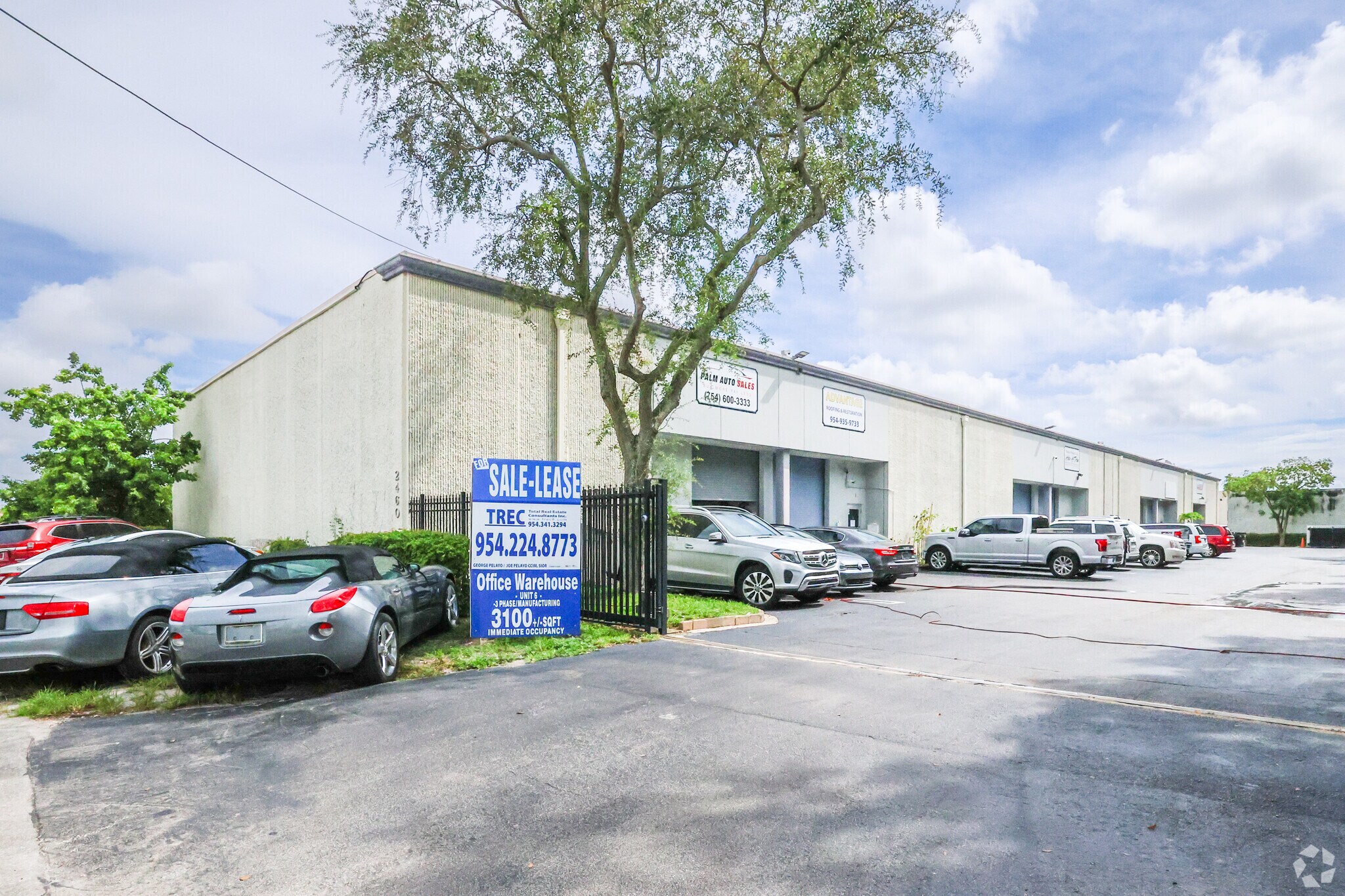 2460 Nw 17th Ln, Pompano Beach, FL à louer Photo principale– Image 1 sur 22
