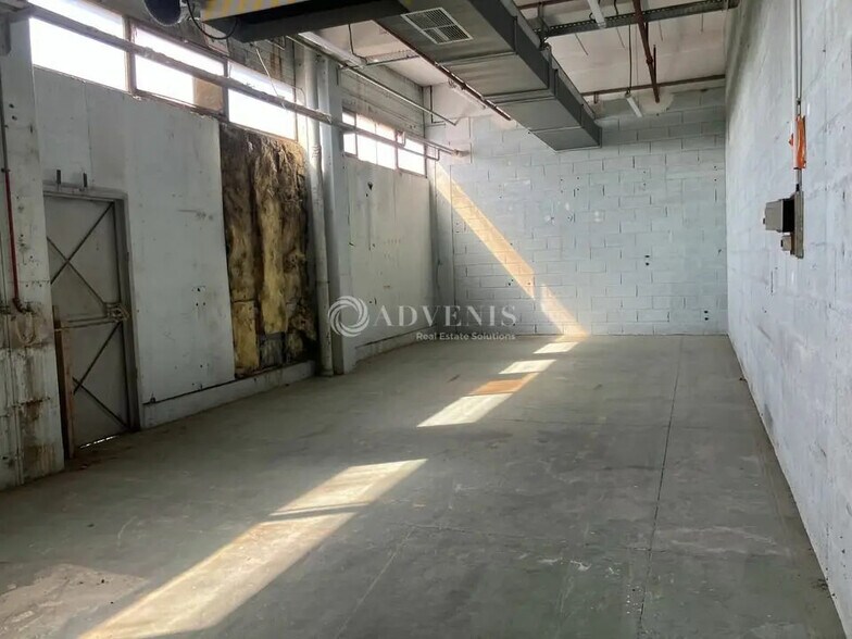 Industriel/Logistique dans Saint-Florent-sur-Cher à louer - Photo intérieure – Image 3 sur 3