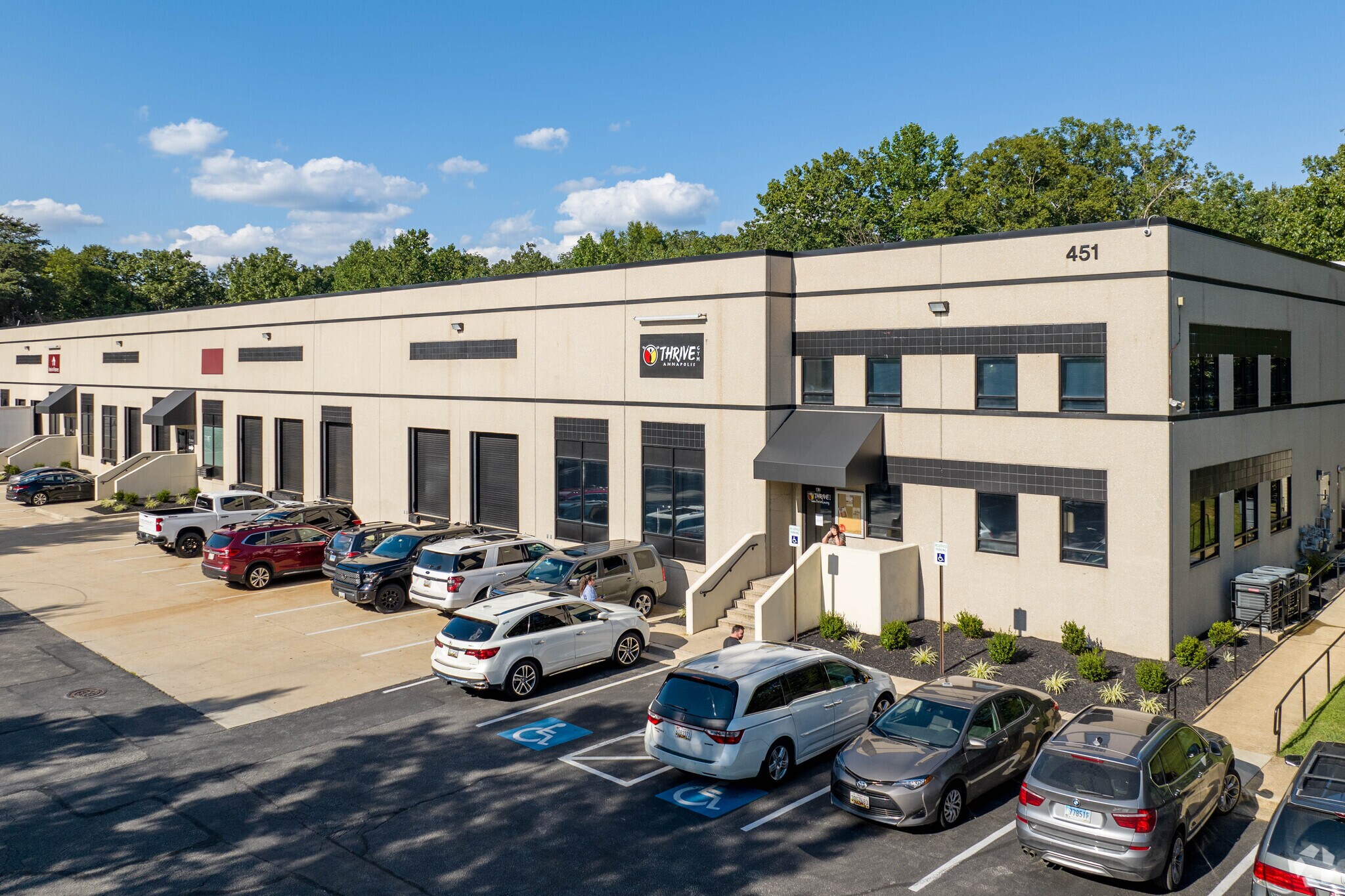 451 Defense Hwy, Annapolis, MD à louer Photo principale– Image 1 sur 2