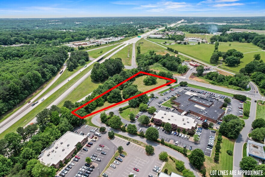 122 Sherlock Dr, Statesville, NC à vendre - Photo de l’immeuble – Image 2 sur 16