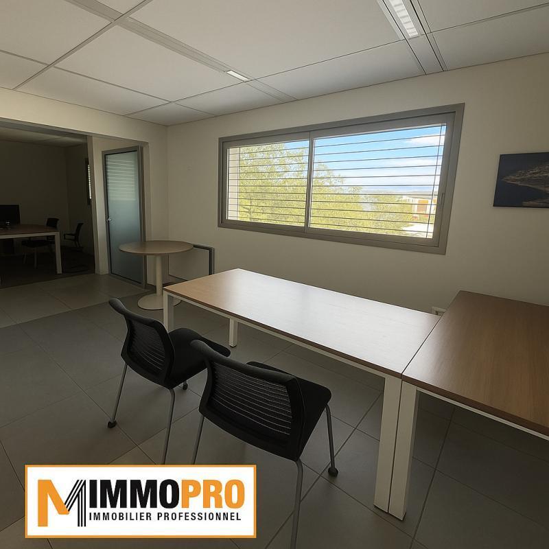 Bureau dans Fréjus à louer Photo intérieure– Image 1 sur 8
