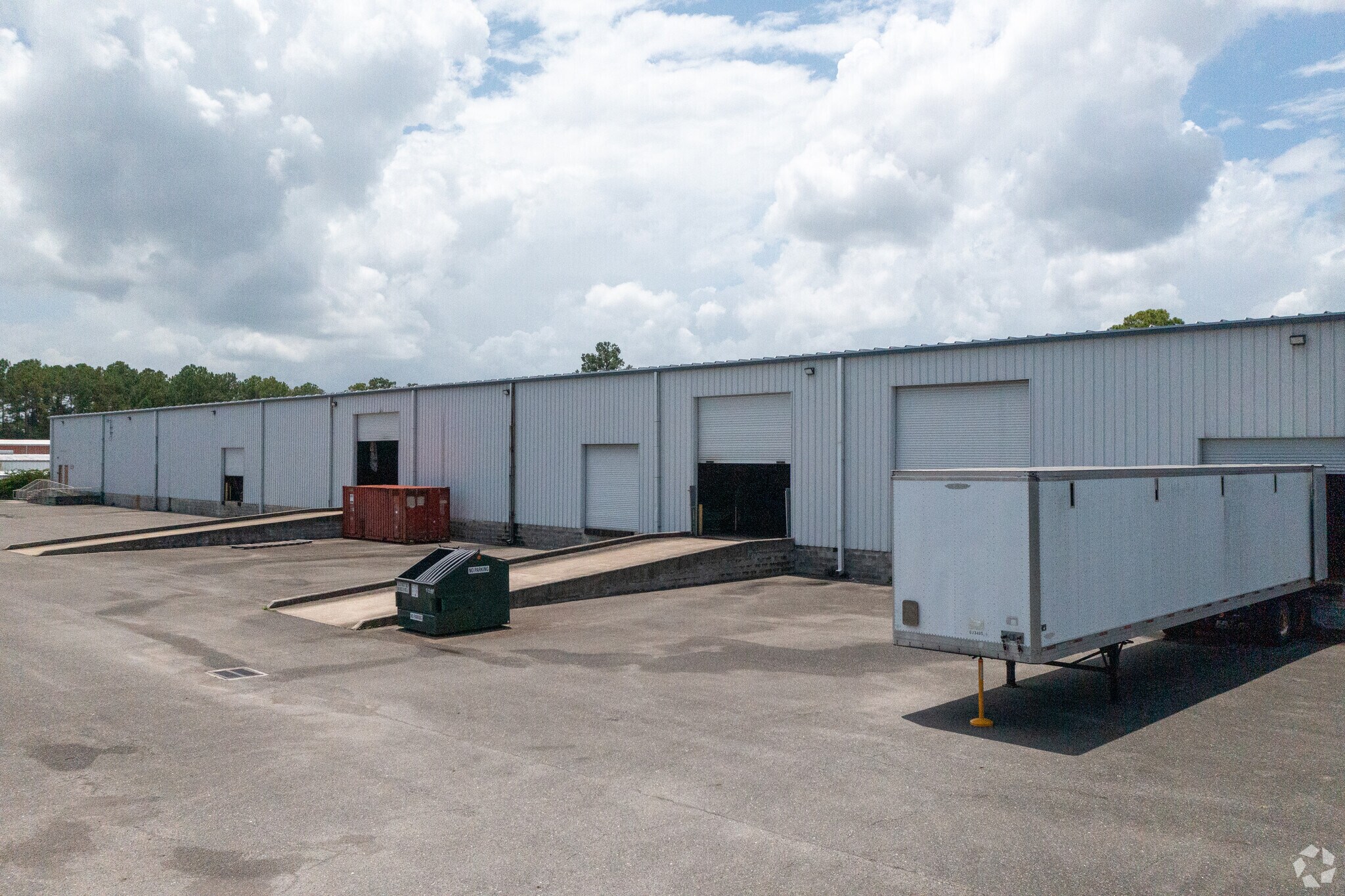 122 Industrial Loop W, Orange Park, FL à louer Photo principale– Image 1 sur 6