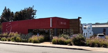 2937 Bristol St, Costa Mesa, CA à louer Photo de l’immeuble– Image 1 sur 3